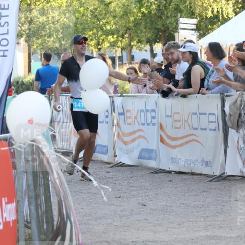 07.09.2025 - 19. Norderstedt Triathlon Luisa Fischer http://msf.ph/oto/8746369 07.09.2025 17:28:46 Ziel  meine-sportfotos.de