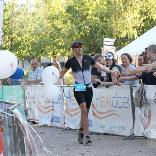 07.09.2025 - 19. Norderstedt Triathlon Luisa Fischer http://msf.ph/oto/8746384 07.09.2025 17:28:46 Ziel  meine-sportfotos.de