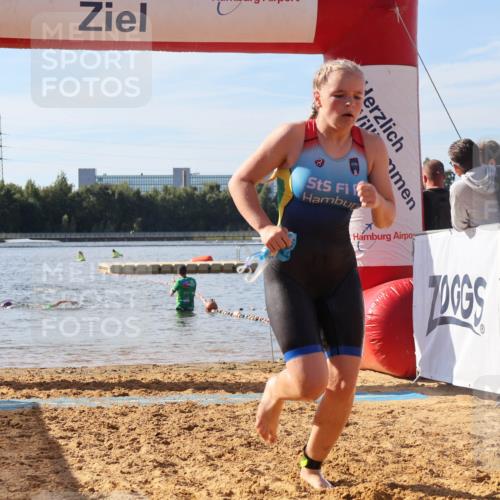 07.09.2025 - 19. Norderstedt Triathlon Luisa Fischer http://msf.ph/oto/8746396 07.09.2025 10:25:34 Schwimmen 67, 92, 129 meine-sportfotos.de