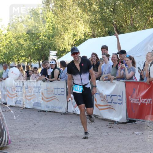 07.09.2025 - 19. Norderstedt Triathlon Luisa Fischer http://msf.ph/oto/8746429 07.09.2025 17:28:49 Ziel 1412 meine-sportfotos.de