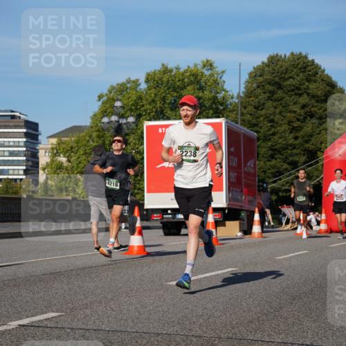 07.09.2025 - BARMER Alsterlauf Yannick Fuchs http://msf.ph/oto/8746491 07.09.2025 09:31:57 Laufen 8218, 2238, 4627, 2058 meine-sportfotos.de