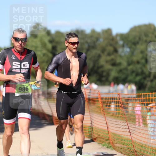 07.09.2025 - 19. Norderstedt Triathlon Michael Strokosch http://msf.ph/oto/8746494 07.09.2025 14:48:41 Laufen 911, 986, 997, 1010, 1025, 1039 meine-sportfotos.de