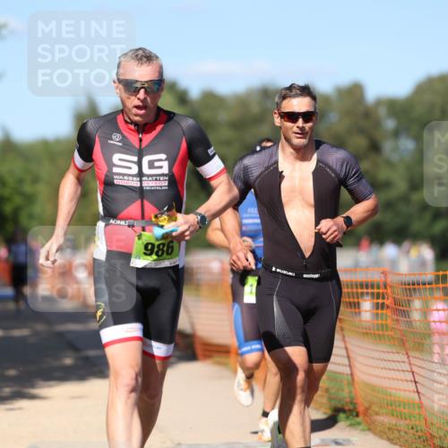 07.09.2025 - 19. Norderstedt Triathlon Michael Strokosch http://msf.ph/oto/8746509 07.09.2025 14:48:41 Laufen 911, 986, 997, 1010, 1025, 1039 meine-sportfotos.de