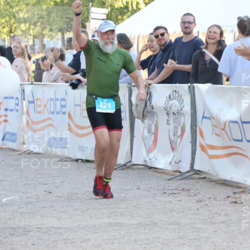 07.09.2025 - 19. Norderstedt Triathlon Luisa Fischer http://msf.ph/oto/8746511 07.09.2025 17:28:59 Ziel  meine-sportfotos.de