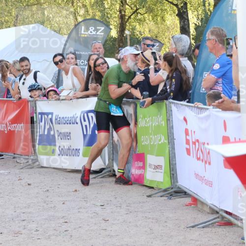 07.09.2025 - 19. Norderstedt Triathlon Luisa Fischer http://msf.ph/oto/8746559 07.09.2025 17:29:03 Ziel 421 meine-sportfotos.de