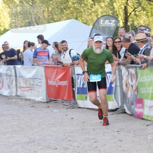 07.09.2025 - 19. Norderstedt Triathlon Luisa Fischer http://msf.ph/oto/8746582 07.09.2025 17:29:04 Ziel 421, 886 meine-sportfotos.de