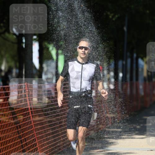 07.09.2025 - 19. Norderstedt Triathlon Michael Strokosch http://msf.ph/oto/8746588 07.09.2025 14:48:50 Laufen 965, 999, 1018 meine-sportfotos.de