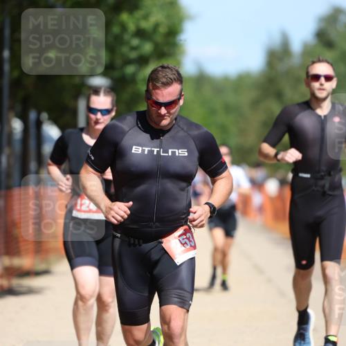 07.09.2025 - 19. Norderstedt Triathlon Michael Strokosch http://msf.ph/oto/8746650 07.09.2025 12:37:07 Laufen 253, 260, 280, 738, 861, 1244 meine-sportfotos.de