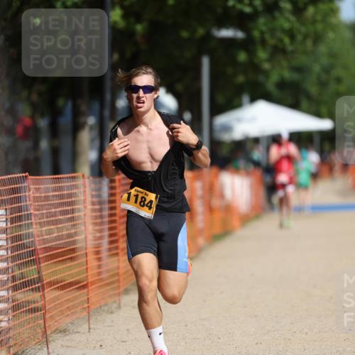 07.09.2025 - 19. Norderstedt Triathlon Michael Strokosch http://msf.ph/oto/8746676 07.09.2025 12:00:28 Laufen 714, 749, 1184 meine-sportfotos.de