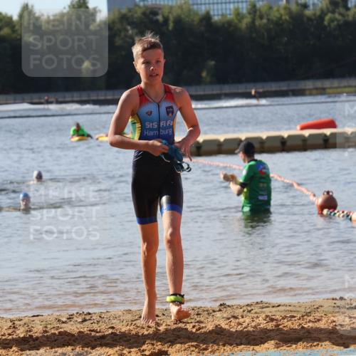07.09.2025 - 19. Norderstedt Triathlon Luisa Fischer http://msf.ph/oto/8746683 07.09.2025 10:26:46 Schwimmen 78, 98 meine-sportfotos.de