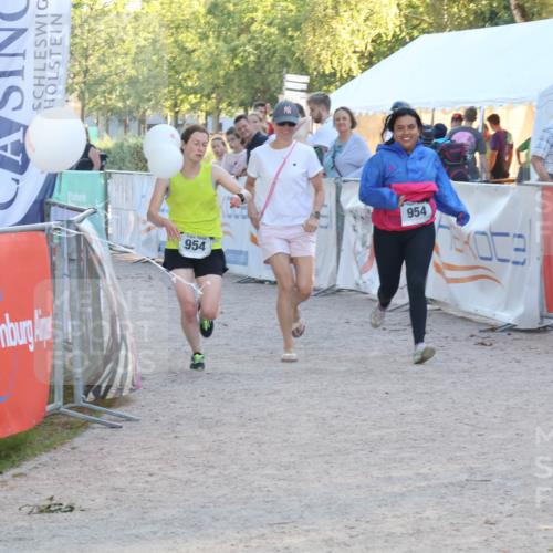 07.09.2025 - 19. Norderstedt Triathlon Luisa Fischer http://msf.ph/oto/8746693 07.09.2025 17:29:50 Ziel 954 meine-sportfotos.de