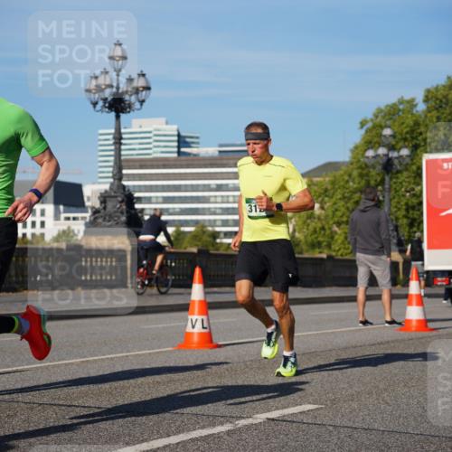 07.09.2025 - BARMER Alsterlauf Yannick Fuchs http://msf.ph/oto/8746712 07.09.2025 09:32:03 Laufen 2025, 82, 312 meine-sportfotos.de