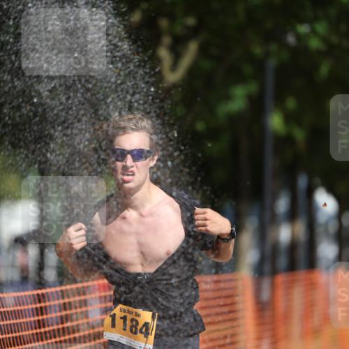 07.09.2025 - 19. Norderstedt Triathlon Michael Strokosch http://msf.ph/oto/8746732 07.09.2025 12:00:30 Laufen 1184 meine-sportfotos.de