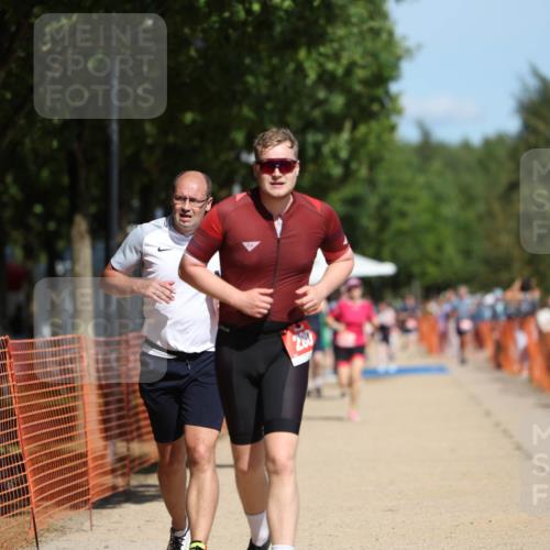 07.09.2025 - 19. Norderstedt Triathlon Michael Strokosch http://msf.ph/oto/8746759 07.09.2025 12:37:13 Laufen 280, 719, 738, 861, 1339 meine-sportfotos.de
