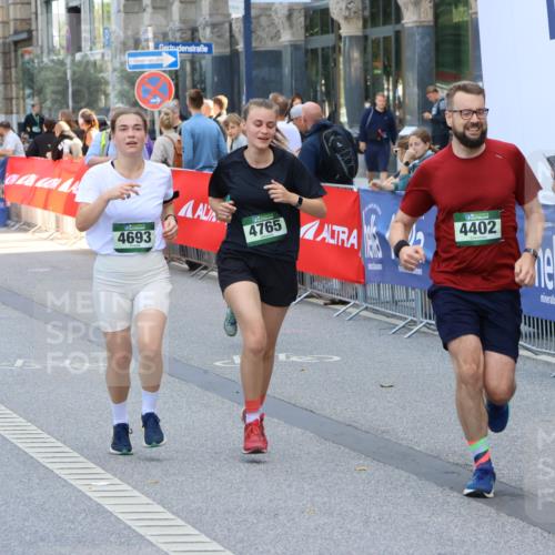 07.09.2025 - BARMER Alsterlauf Strokosch-Dieckow http://msf.ph/oto/8746772 07.09.2025 10:17:01 Ziel 2066, 2222, 2268, 2470, 2720, 2858, 2946, 3231, 3304, 3372, 3793, 3811, 4109, 4324, 4325, 4396, 4447, 4680, 4758, 5032, 5087, 5237, 5545, 5547, 8082 meine-sportfotos.de