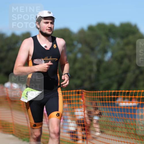 07.09.2025 - 19. Norderstedt Triathlon Michael Strokosch http://msf.ph/oto/8746784 07.09.2025 14:48:57 Laufen 999, 1018 meine-sportfotos.de