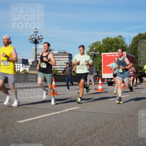 07.09.2025 - BARMER Alsterlauf Yannick Fuchs http://msf.ph/oto/8746800 07.09.2025 09:32:06 Laufen 3670, 5965 meine-sportfotos.de