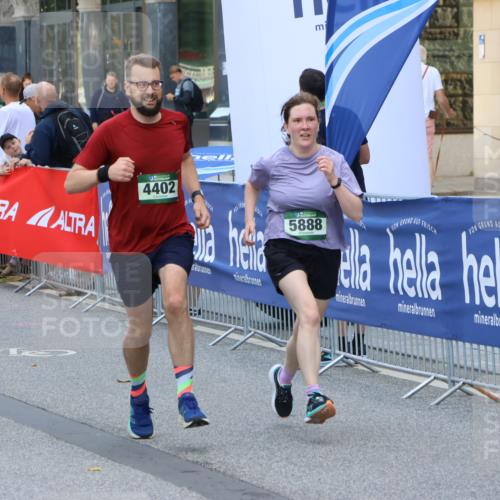 07.09.2025 - BARMER Alsterlauf Strokosch-Dieckow http://msf.ph/oto/8746809 07.09.2025 10:17:01 Ziel 2066, 2222, 2268, 2470, 2720, 2858, 2946, 3231, 3304, 3372, 3793, 3811, 4109, 4324, 4325, 4396, 4447, 4680, 4758, 5032, 5087, 5237, 5545, 5547, 8082 meine-sportfotos.de