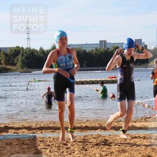 07.09.2025 - 19. Norderstedt Triathlon Luisa Fischer http://msf.ph/oto/8746826 07.09.2025 10:27:07 Schwimmen 56, 66, 641, 653 meine-sportfotos.de