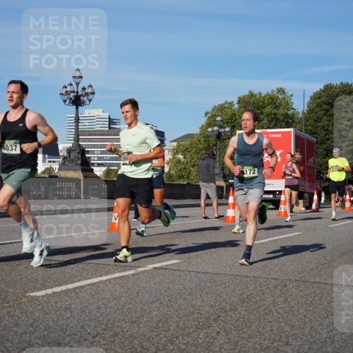 07.09.2025 - BARMER Alsterlauf Yannick Fuchs http://msf.ph/oto/8746827 07.09.2025 09:32:07 Laufen 4037, 6172 meine-sportfotos.de