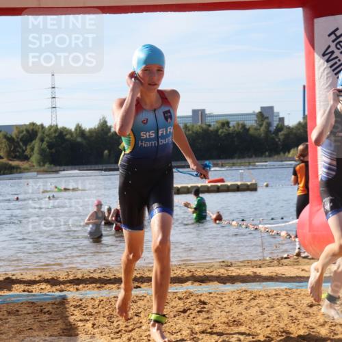 07.09.2025 - 19. Norderstedt Triathlon Luisa Fischer http://msf.ph/oto/8746833 07.09.2025 10:27:08 Schwimmen 56, 66, 641, 653 meine-sportfotos.de