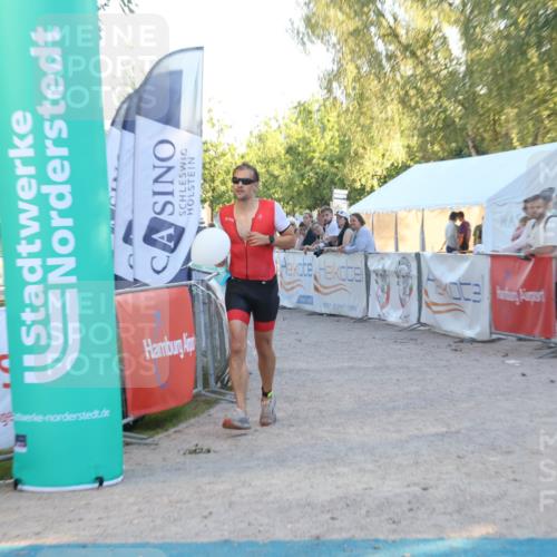 07.09.2025 - 19. Norderstedt Triathlon Luisa Fischer http://msf.ph/oto/8746859 07.09.2025 17:30:18 Ziel 894, 1444 meine-sportfotos.de