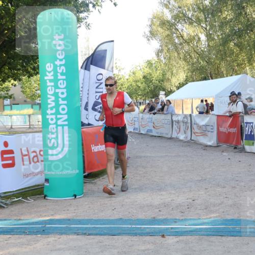 07.09.2025 - 19. Norderstedt Triathlon Luisa Fischer http://msf.ph/oto/8746875 07.09.2025 17:30:19 Ziel 894, 1444 meine-sportfotos.de