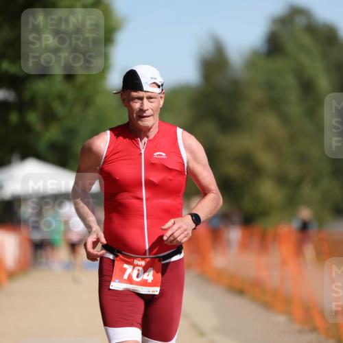 07.09.2025 - 19. Norderstedt Triathlon Michael Strokosch http://msf.ph/oto/8746886 07.09.2025 12:00:42 Laufen 704 meine-sportfotos.de
