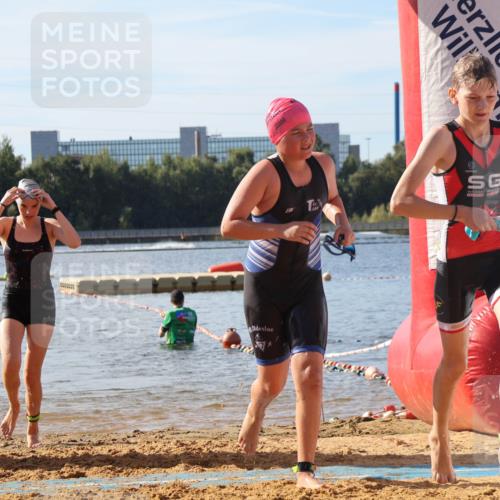 07.09.2025 - 19. Norderstedt Triathlon Luisa Fischer http://msf.ph/oto/8746889 07.09.2025 10:27:18 Schwimmen 56, 63, 66, 122, 666 meine-sportfotos.de