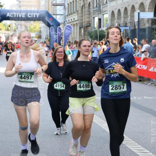 07.09.2025 - BARMER Alsterlauf Strokosch-Dieckow http://msf.ph/oto/8746931 07.09.2025 10:16:52 Ziel 2031, 2066, 2222, 2268, 2447, 2448, 2470, 2555, 2718, 2720, 2858, 2946, 3231, 3811, 4065, 4109, 4324, 4325, 4396, 4492, 4650, 4680, 4758, 5232, 5547, 6292 meine-sportfotos.de