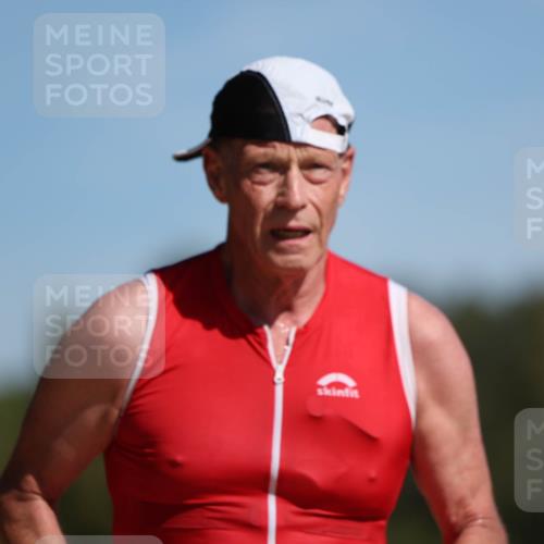 07.09.2025 - 19. Norderstedt Triathlon Michael Strokosch http://msf.ph/oto/8746950 07.09.2025 12:00:44 Laufen 704 meine-sportfotos.de