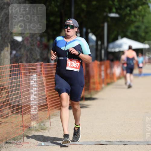 07.09.2025 - 19. Norderstedt Triathlon Michael Strokosch http://msf.ph/oto/8746993 07.09.2025 12:37:24 Laufen 1339, 1367 meine-sportfotos.de