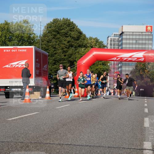 07.09.2025 - BARMER Alsterlauf Yannick Fuchs http://msf.ph/oto/8747004 07.09.2025 09:32:14 Laufen 1, 479 meine-sportfotos.de