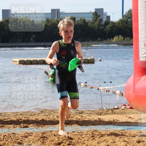 07.09.2025 - 19. Norderstedt Triathlon Luisa Fischer http://msf.ph/oto/8747006 07.09.2025 10:27:50 Schwimmen 85 meine-sportfotos.de