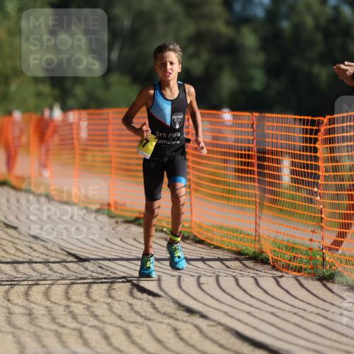 07.09.2025 - 19. Norderstedt Triathlon Michael Strokosch http://msf.ph/oto/8747009 07.09.2025 09:45:06 Laufen 567 meine-sportfotos.de