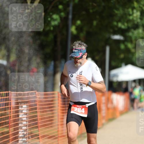 07.09.2025 - 19. Norderstedt Triathlon Michael Strokosch http://msf.ph/oto/8747010 07.09.2025 12:00:53 Laufen 284, 1152 meine-sportfotos.de