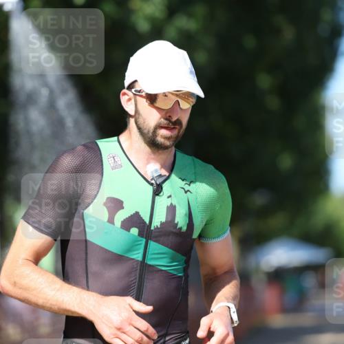 07.09.2025 - 19. Norderstedt Triathlon Michael Strokosch http://msf.ph/oto/8747015 07.09.2025 14:49:36 Laufen 985, 1037 meine-sportfotos.de