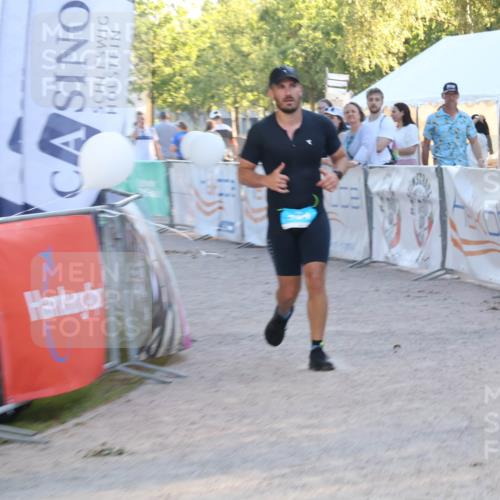 07.09.2025 - 19. Norderstedt Triathlon Luisa Fischer http://msf.ph/oto/8747017 07.09.2025 17:31:32 Ziel 384 meine-sportfotos.de