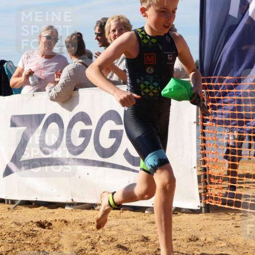 07.09.2025 - 19. Norderstedt Triathlon Luisa Fischer http://msf.ph/oto/8747034 07.09.2025 10:27:51 Schwimmen 85 meine-sportfotos.de