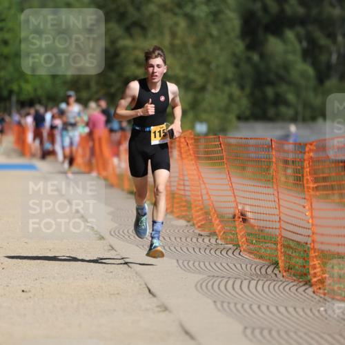 07.09.2025 - 19. Norderstedt Triathlon Michael Strokosch http://msf.ph/oto/8747115 07.09.2025 12:00:57 Laufen 284, 1152 meine-sportfotos.de