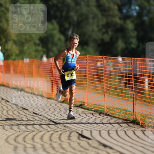 07.09.2025 - 19. Norderstedt Triathlon Michael Strokosch http://msf.ph/oto/8747134 07.09.2025 09:45:13 Laufen 567, 592 meine-sportfotos.de