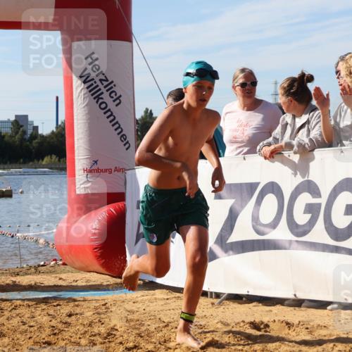 07.09.2025 - 19. Norderstedt Triathlon Luisa Fischer http://msf.ph/oto/8747143 07.09.2025 10:28:17 Schwimmen 94, 116, 644 meine-sportfotos.de