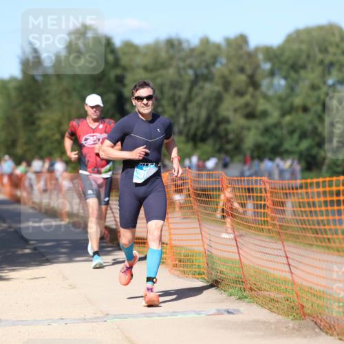 07.09.2025 - 19. Norderstedt Triathlon Michael Strokosch http://msf.ph/oto/8747144 07.09.2025 14:50:18 Laufen 369, 960 meine-sportfotos.de