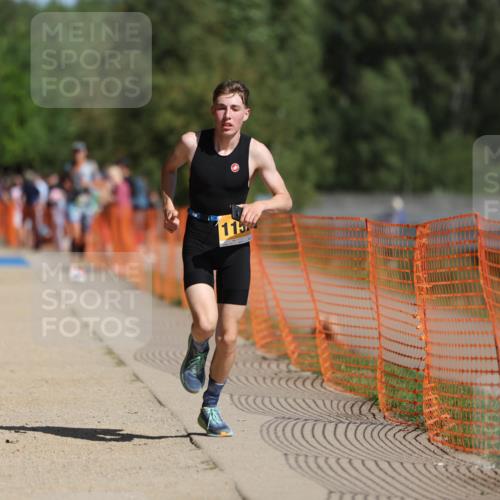 07.09.2025 - 19. Norderstedt Triathlon Michael Strokosch http://msf.ph/oto/8747147 07.09.2025 12:00:58 Laufen 284, 1152 meine-sportfotos.de