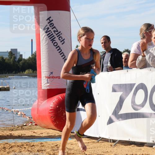 07.09.2025 - 19. Norderstedt Triathlon Luisa Fischer http://msf.ph/oto/8747207 07.09.2025 10:30:05 Schwimmen 59 meine-sportfotos.de
