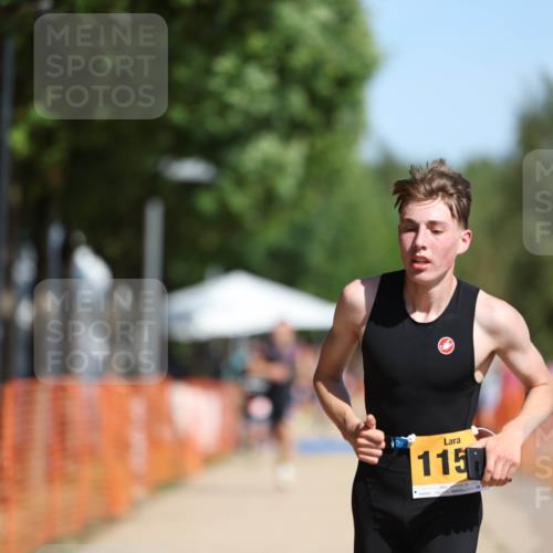 07.09.2025 - 19. Norderstedt Triathlon Michael Strokosch http://msf.ph/oto/8747217 07.09.2025 12:01:00 Laufen 1152, 1156 meine-sportfotos.de