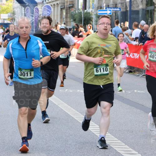 07.09.2025 - BARMER Alsterlauf Strokosch-Dieckow http://msf.ph/oto/8747228 07.09.2025 10:16:46 Ziel 2031, 2222, 2268, 2447, 2448, 2461, 2555, 2718, 4065, 4109, 4113, 4115, 4396, 4402, 4492, 4650, 4680, 5232, 5832, 5888, 6292 meine-sportfotos.de