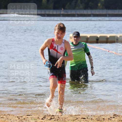 07.09.2025 - 19. Norderstedt Triathlon Luisa Fischer http://msf.ph/oto/8747231 07.09.2025 10:30:26 Schwimmen 69 meine-sportfotos.de