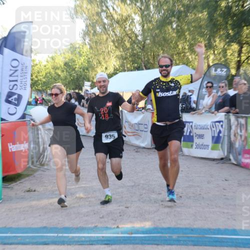 07.09.2025 - 19. Norderstedt Triathlon Luisa Fischer http://msf.ph/oto/8747238 07.09.2025 17:32:26 Ziel 935 meine-sportfotos.de