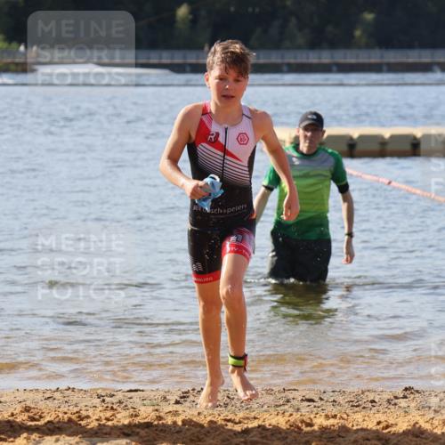 07.09.2025 - 19. Norderstedt Triathlon Luisa Fischer http://msf.ph/oto/8747249 07.09.2025 10:30:27 Schwimmen 69 meine-sportfotos.de